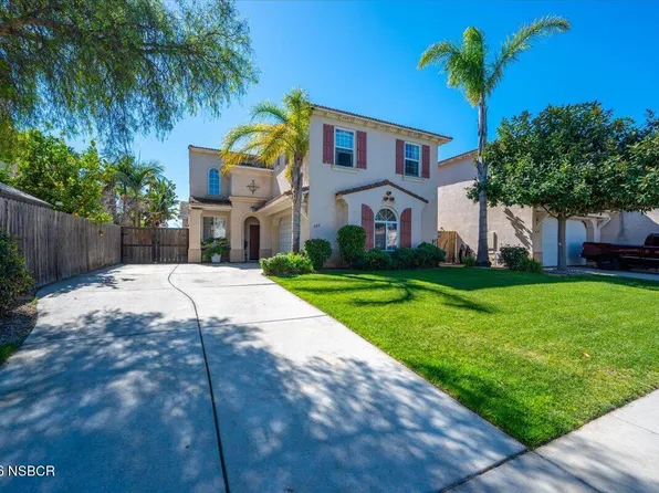 922 W Alba Ct, Santa Maria, CA 93458