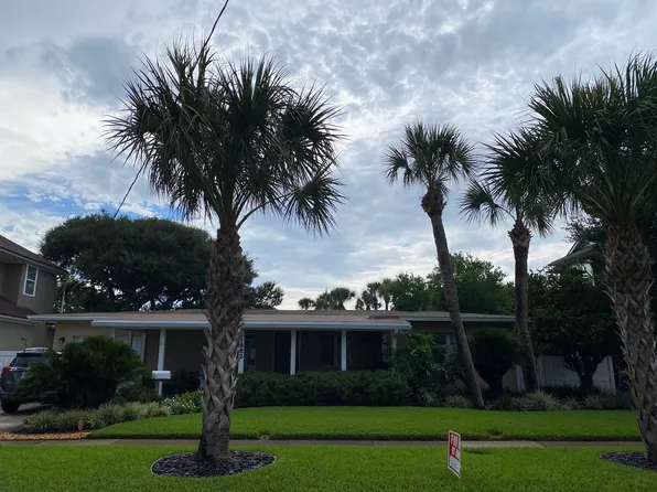 1582 Ocean Blvd, Atlantic Beach, FL 32233