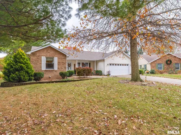 2118 Mariana Dr, Pekin, IL 61554