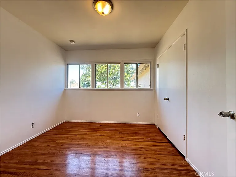 9279 Dorrington Ave — Photo 20
