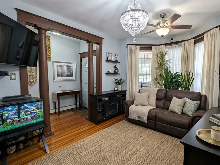 166 Morton Ave #3 — Photo 2