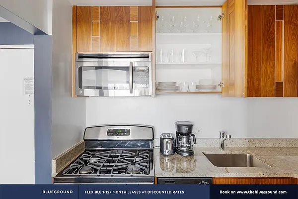 Rented by The Blueground | media 33