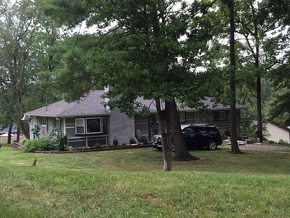 2nd image of 670 Claregood Ln