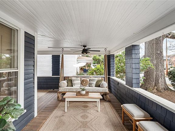 3rd image of 1102 Johnson St