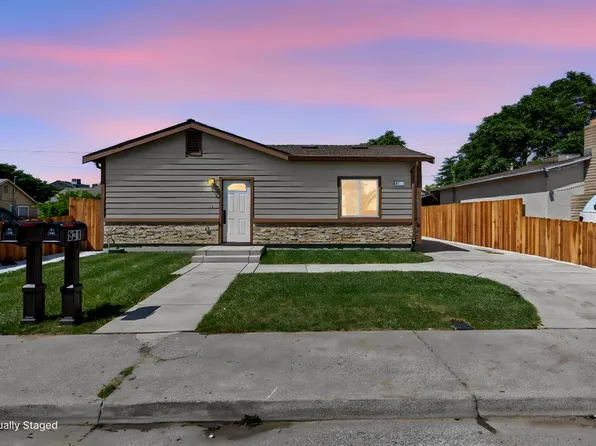 821 Nevada St, Manteca, CA 95337