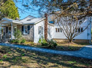 16 Skytop Rd, Lebanon Twp., NJ 07865