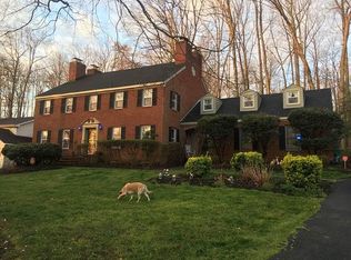 18516 Cabin Rd, Triangle, VA 22172