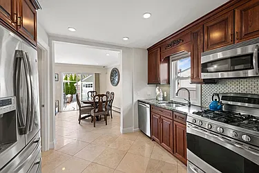 Sold by Nest Seekers International