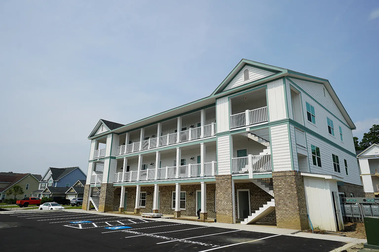 2 bed, $1,600 — Photo 1