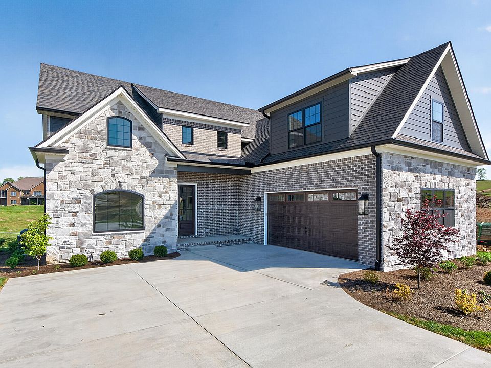 1st image of 809 Quail Hollow Dr