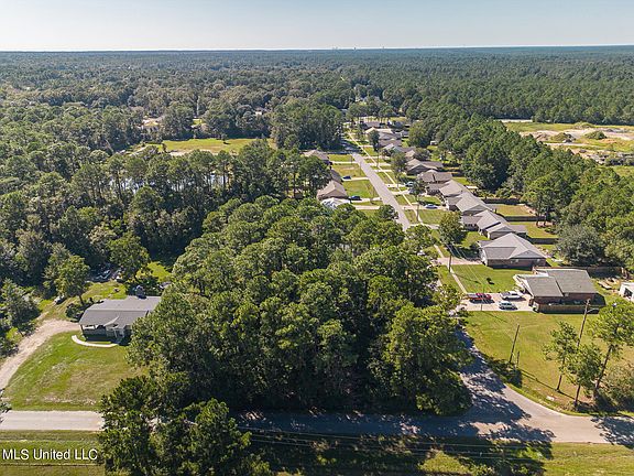 5th image of 0 Fairview Dr #1