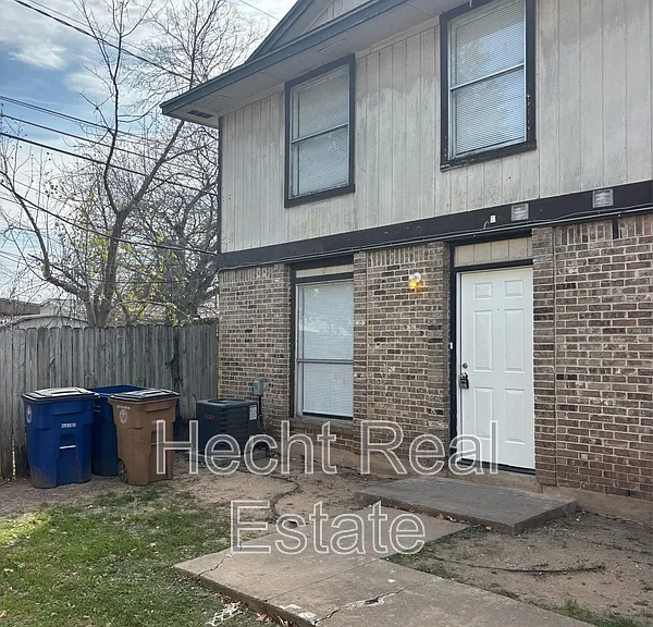 5705 Cougar Dr #C — Photo 1