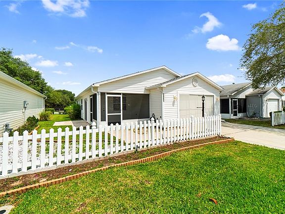 2nd image of 2865 Barboza Dr