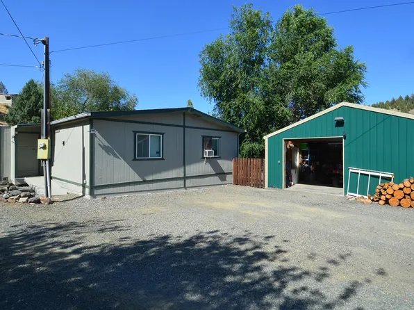 275 SW 4th Ave, John Day, OR 97845