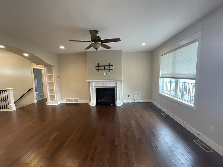5506 Sunny Cv — Photo 3