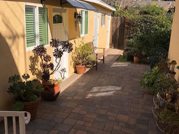 2542 S Bentley Ave, Los Angeles, CA 90064