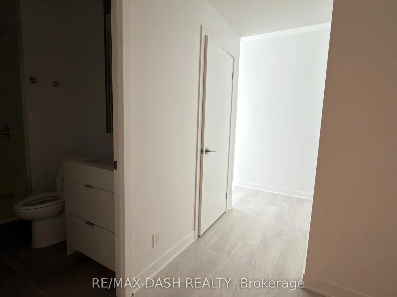 2 bed, $2,850 — Photo 3