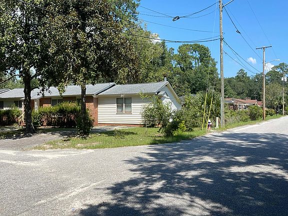 2nd image of 902 Drayton St