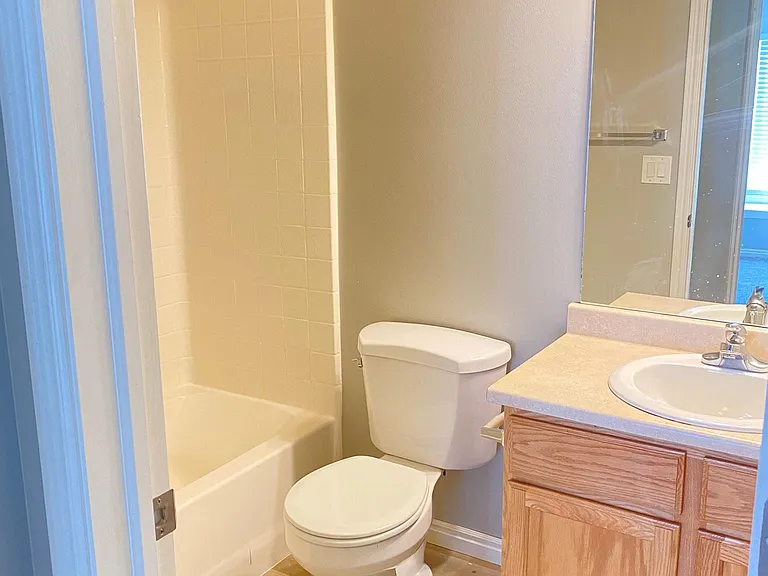 144 N Birmingham Ln — Photo 4