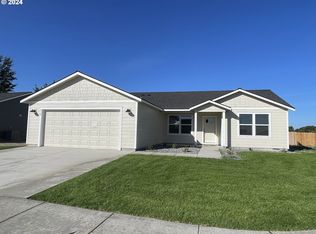 416 SW Woodpecker St, Boardman, OR 97818