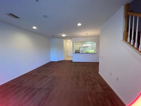 2nd image of 3231 Cottonwood Bnd APT 304