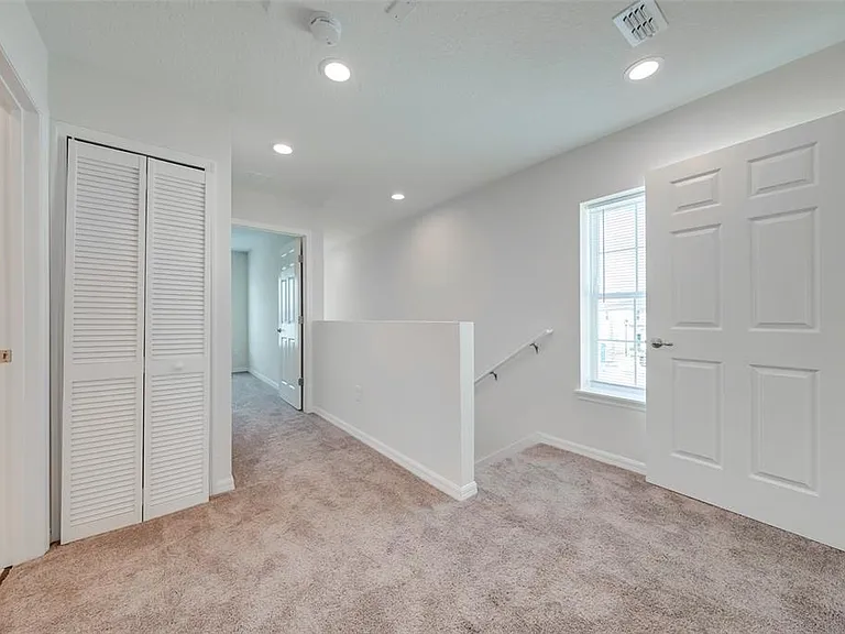 2139 Penny Ln — Photo 31