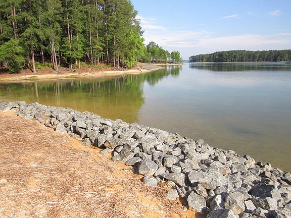 4th image of 112 Shoreline Dr