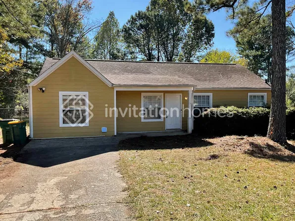 152 Apple Valley Dr, Woodstock, GA 30188