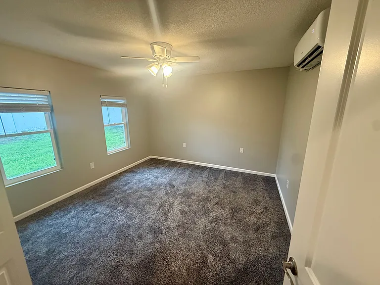 5730 Woodson Rd — Photo 14