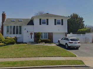 1 Undisclosed, Bellmore, NY 11710