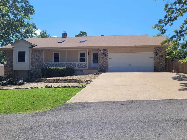 103 Canterbury St, Bull Shoals, AR 72619