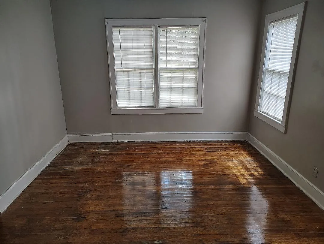 2729 Napier Ave — Photo 2