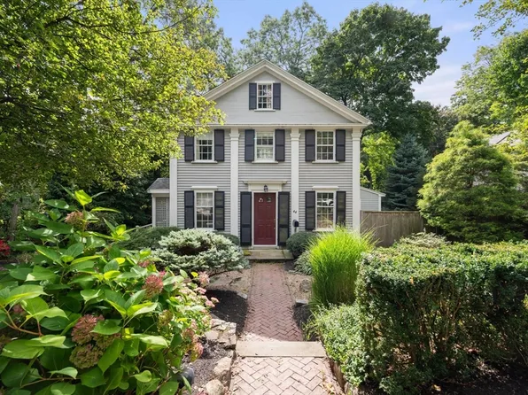 44 Hundreds Rd, Wellesley, MA 02481