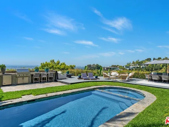 1501 Viewsite Ter, Los Angeles, CA 90069