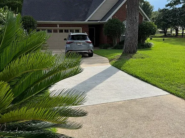 147 Muirfield Ln, Dothan, AL 36305