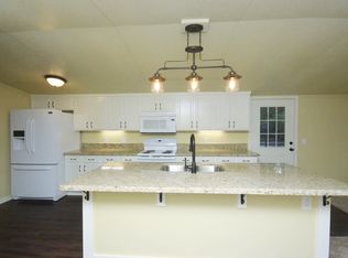 17361 Carroll Ln, Willis, TX 77378