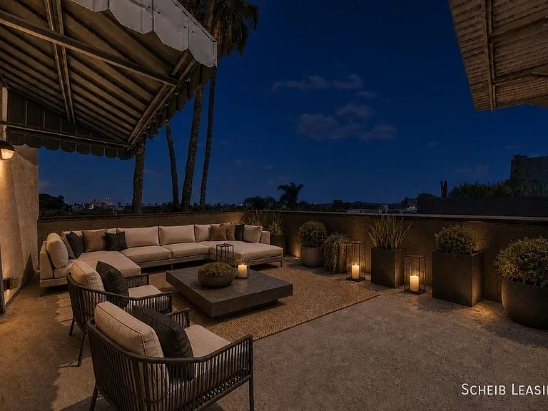 221 S Reeves Dr #PENTHOUSE — Photo 2