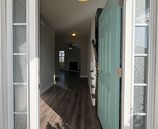 2nd image of 318 Brentmoor Dr
