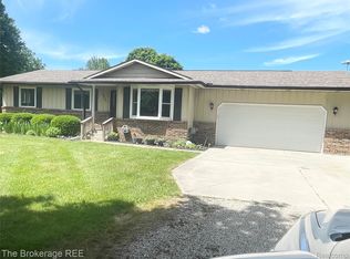 2267 Sandpiper Dr, Lapeer, MI 48446