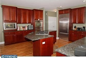 2nd image of 106 Pennfield Dr