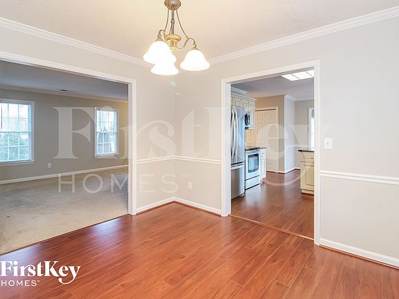 3rd image of 1608 Ballard Ct