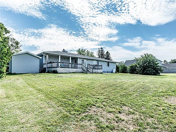 4th image of 27 Hutchinson Ln