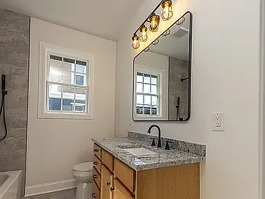 954 S Willett St — Photo 9