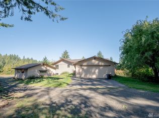220 N Schoolhouse Hill Rd, Hoodsport, WA 98548