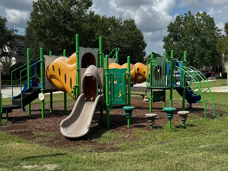 2015 Grand Oak Dr — Photo 38