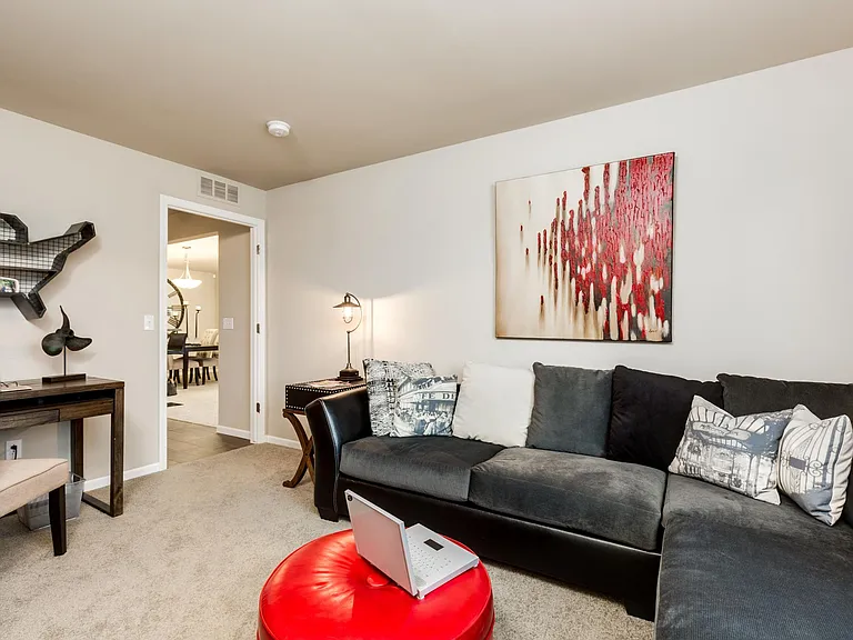 Flexible THIRD bedroom, den, or office, you decide!