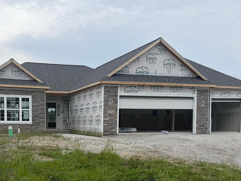 1st image of 372 Calabria Way