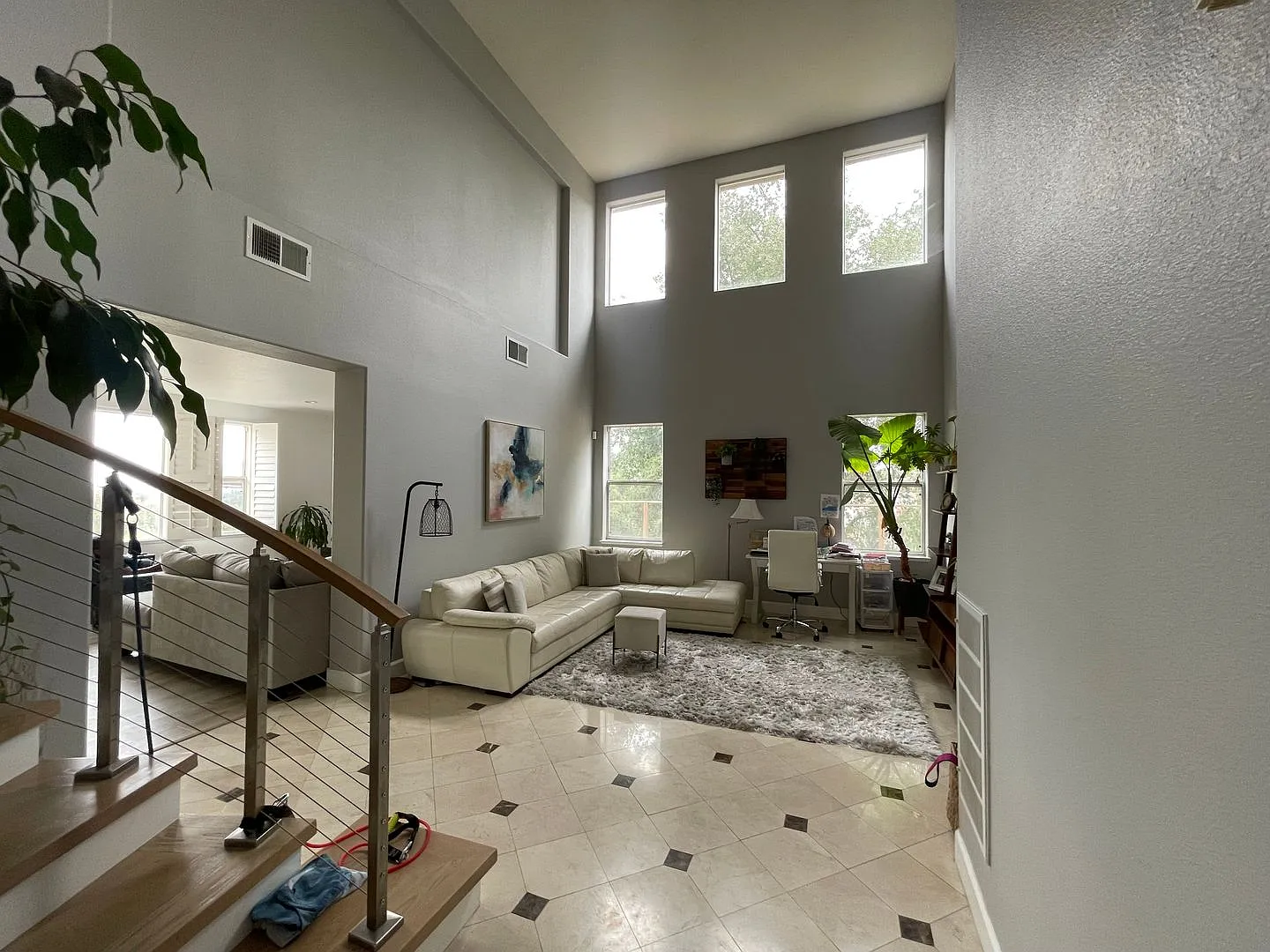 Spectacular 2 story home w/pool/spa/bulit in BBQ, fire pit and Bocci ball court — Photo 3