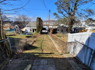 337 1st Ave, Red Lion, PA 17356