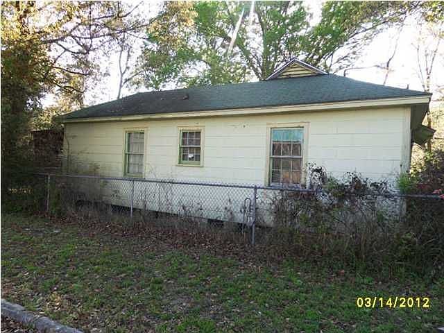 2nd image of 3153 Ralston Rd